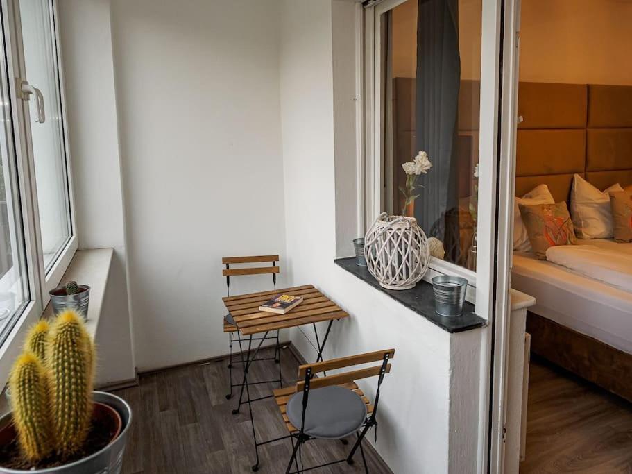 Junik Apartments "Am Sternbuschweg" Дуйсбург Номер фото